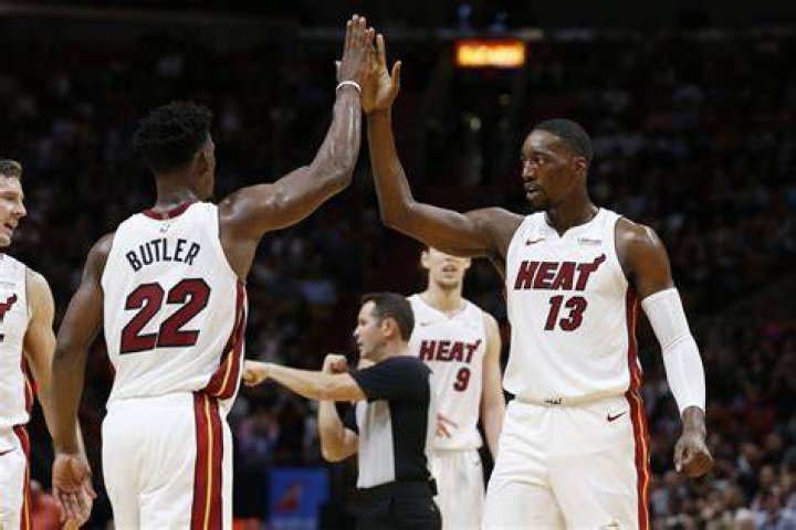Jimmy Butler, Bam Adebayo dominate in Game 4 to leave Knicks on brink of elimination