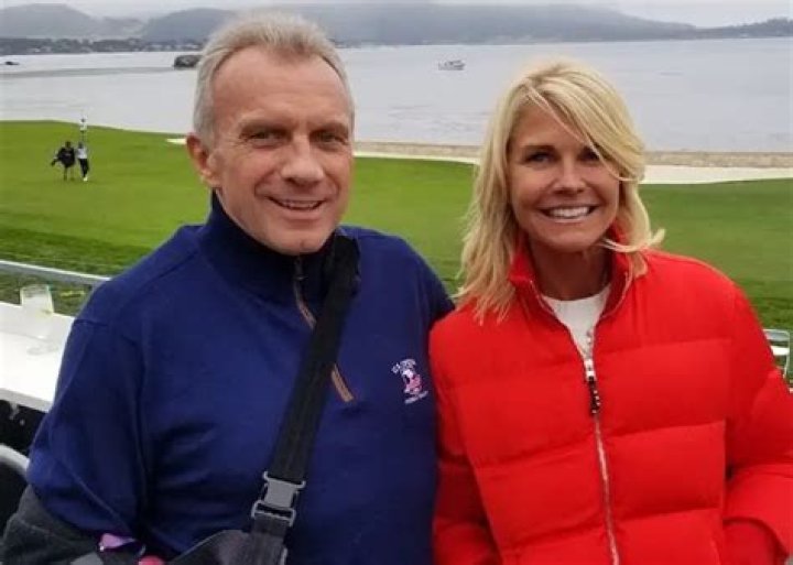Joe Montana and Wife Jennifer Montana Tell Their Love Story