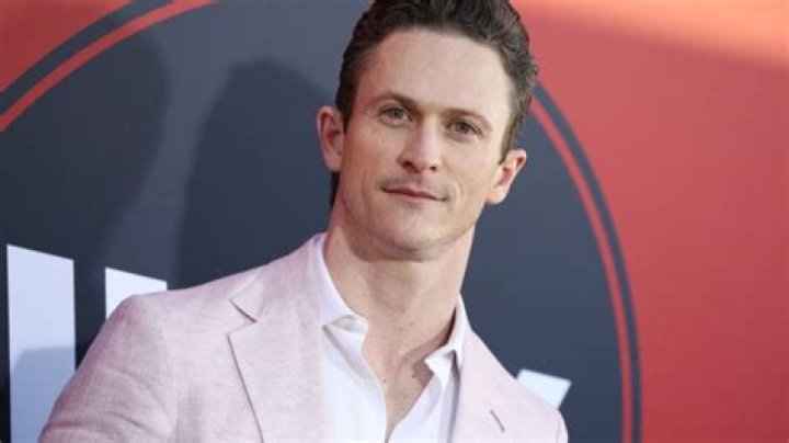 Jonathan Tucker – Biography, Facts & Life Story