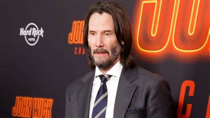 Keanu Reeves wants to join the Marvel Cinematic Universe 15 Minut...