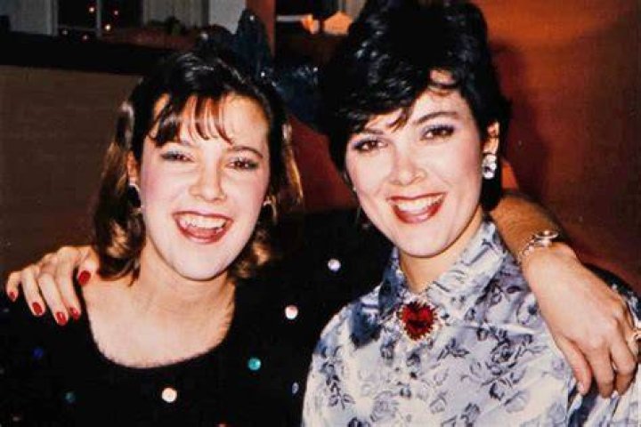 Kris Jenner&rsquo;s Younger Sister Karen Houghton Is Less Famous & Who No One