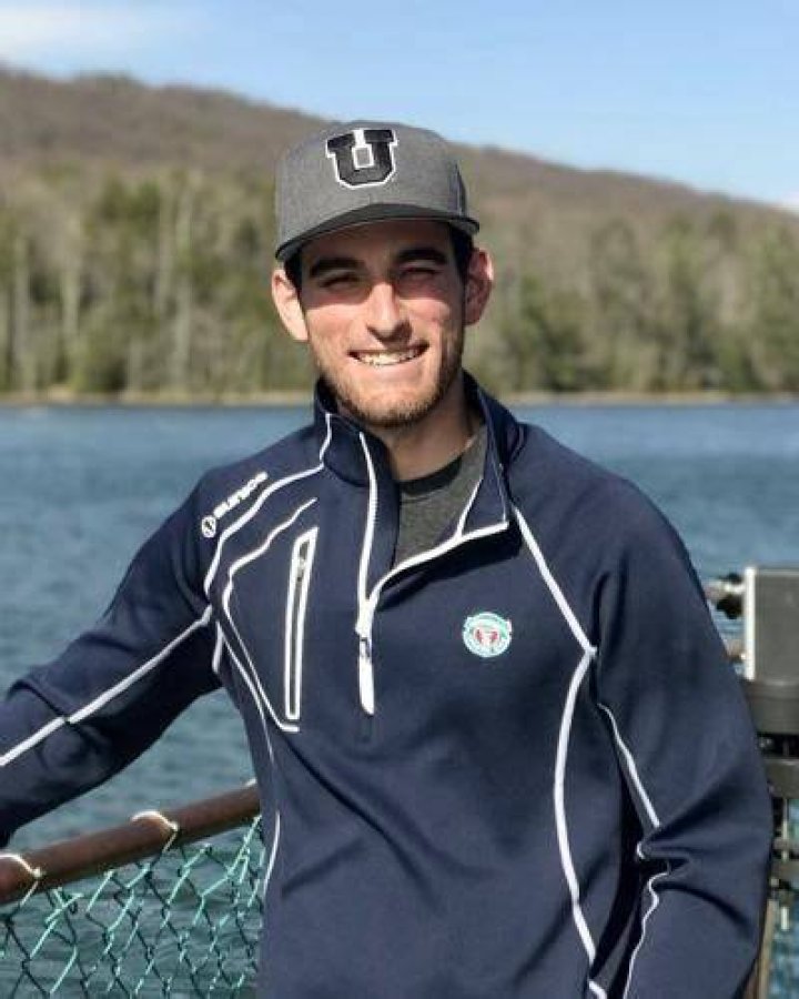 Kyle Weloth Obituary - Lindquist Mortuary - Ogden - 2024