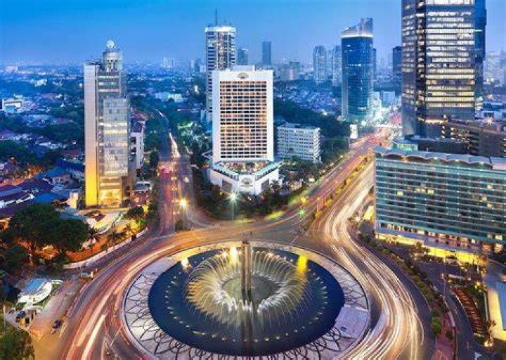 Lagos Nigeria Facts Night Life, Entertainment, Food, Traffic, Religion