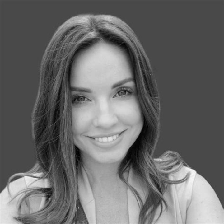 Laura Archbold: Bio, Husband, Career, Networth & more