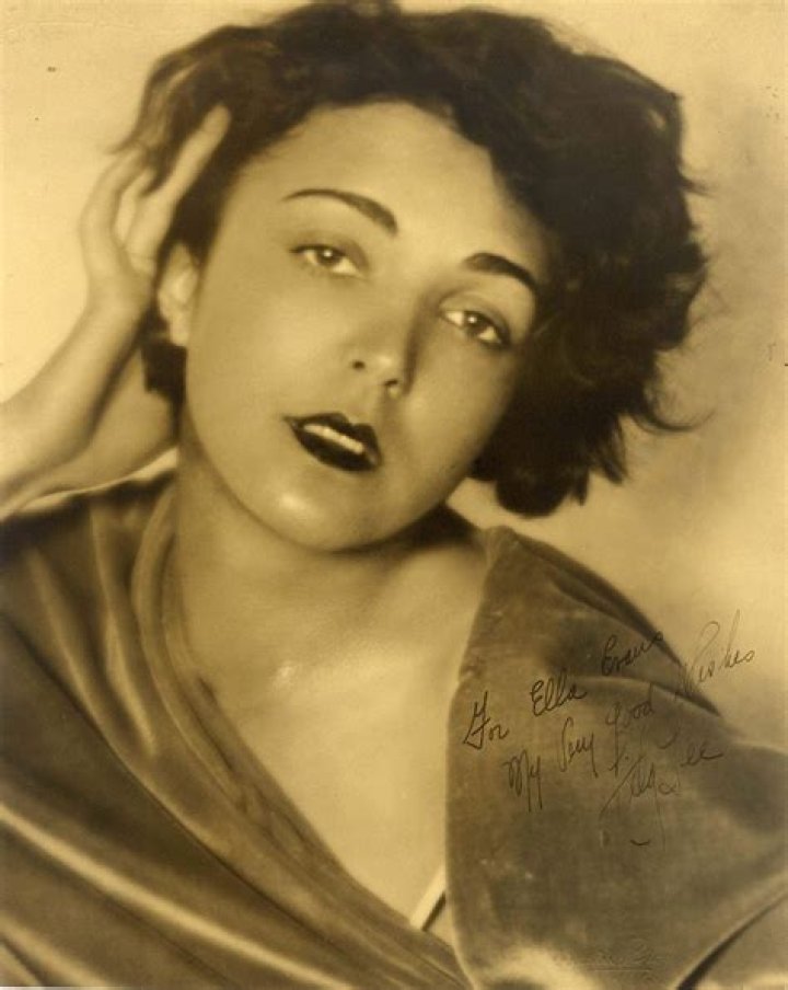 Lila Lee