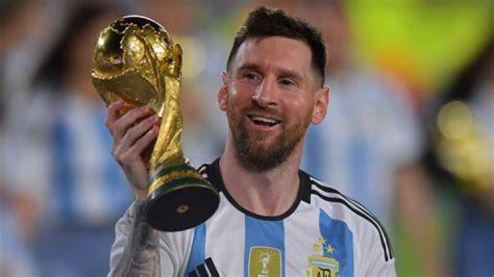 Lionel Messi opens up on Emi Martinez's save from Kolo Muani at World Cup final