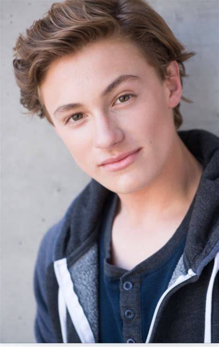 Logan pepper Logan, Celebrities, Photography