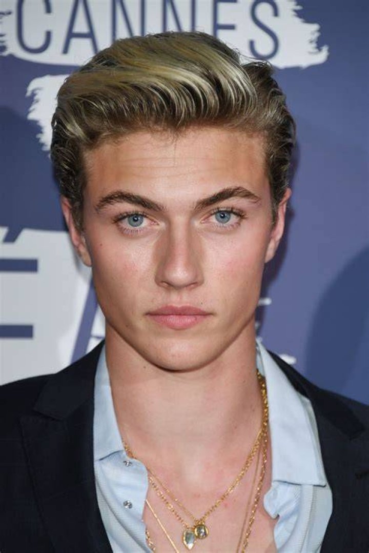 Lucky Blue Smith's Wife Nara Pellman, Age, Height, Net Worth