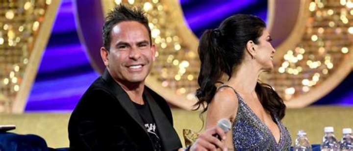 Luis Fonsi Net Worth - How Much Does Luis Fonsi Make?