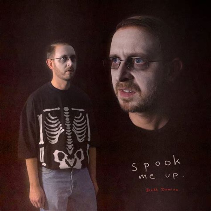Lyrics & Translations of Spook Me Up by Brett Domino