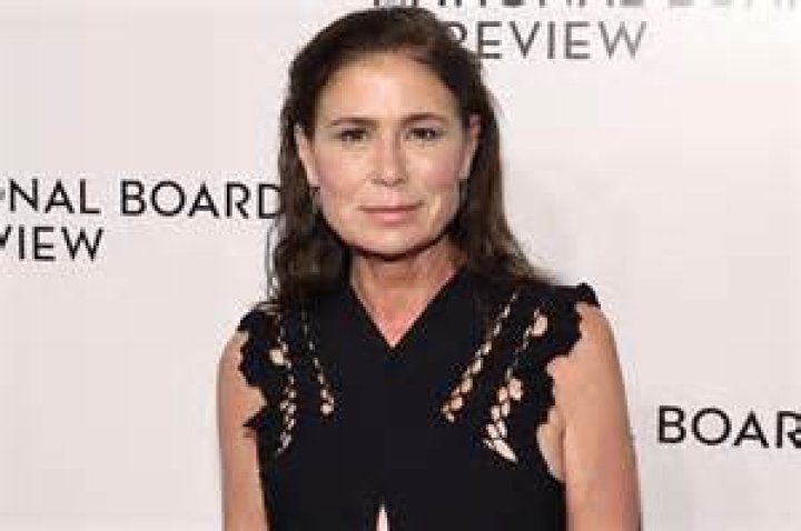 Maura Tierney Net Worth 2022, Age, Husband, Children, Height, Family