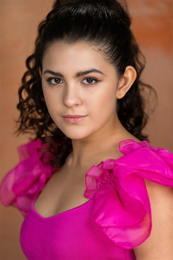 Meet Paulet Del Castillo Actress SHOUTOUT DFW