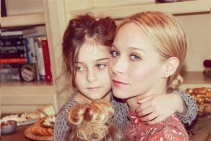 Meet Zola Frank Zappa – Photos Of Dweezil Zappa’s Daughter With Lauren Knudsen