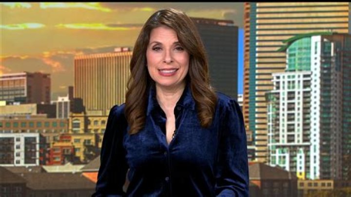 Michelle Li News Anchor, Bio, Wiki, Age, Height, Husband, Salary, and Net Worth