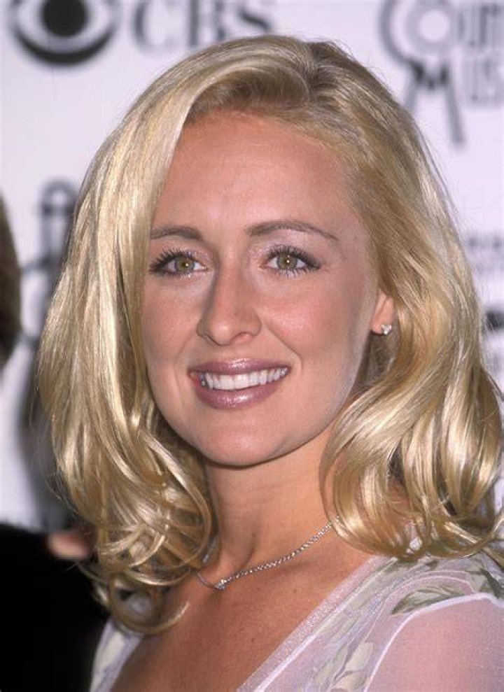 Mindy McCready committed to rehab and her two sons are in foster care