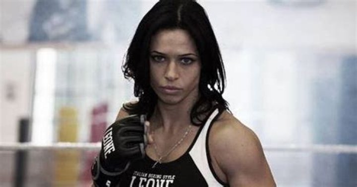 MMA Women Lena Ovchynnikova Female MMA Fighter