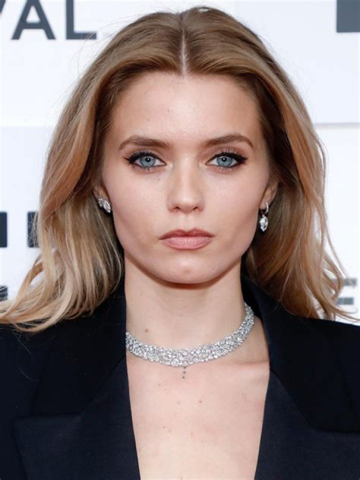 Model Turned Actress Abbey Lee Kershaw’s Bio — From Relationship Status to Her Height and More