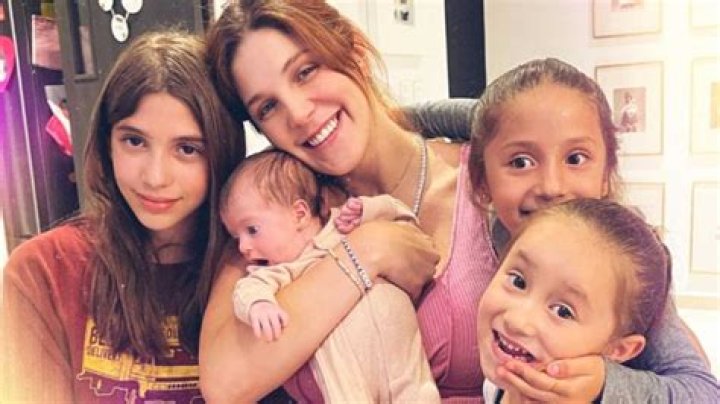 Natalia Alcocer Wikipedia and Edad: Meet Her Two Hijas