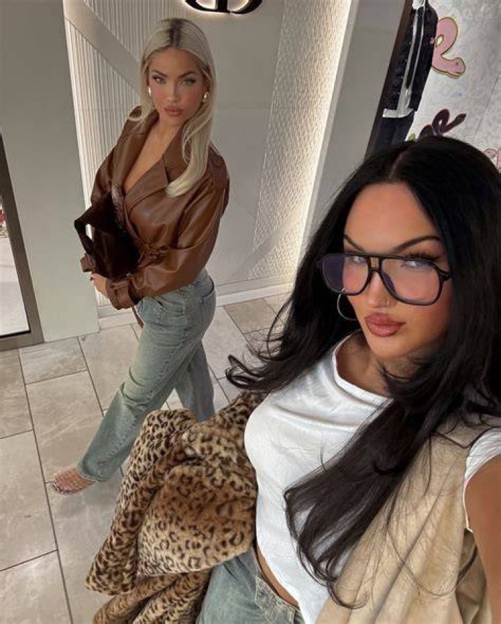 NATALIE HALCRO on Instagram &ldquo;Hope everyone had a great day 🤍 Outfit