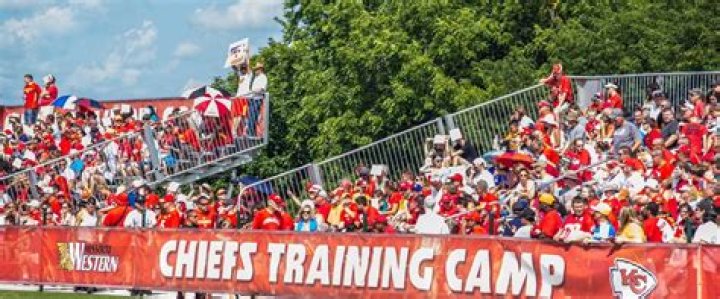 NFL training camp Chiefs TE Travis Kelce gets into two skirmishes in