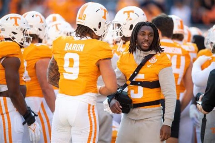 Ole Miss Takes Talented Tennessee Two From the Transfer Portal