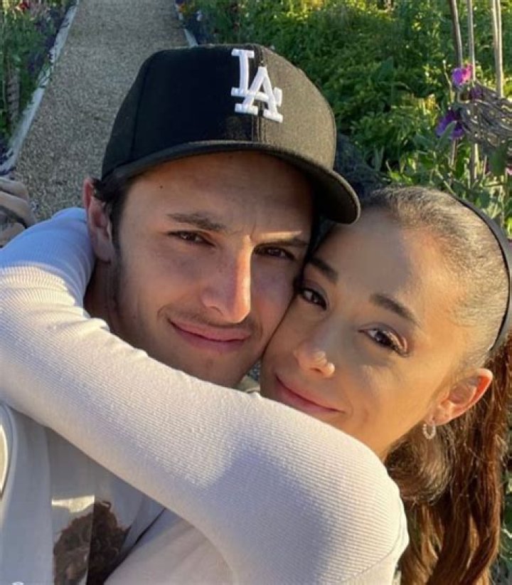 Olivia O’Brien Has a New Boyfriend and No, It’s Not Logan Paul