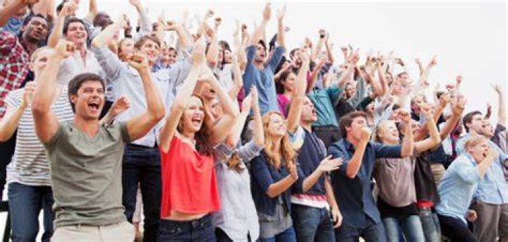 People Cheering &middot; Free Stock Photo