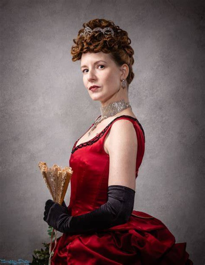 Portrait of Heather Michew