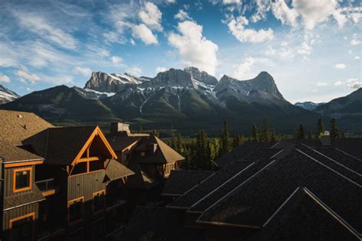  (PRNewsfoto/Rosewood Hotels & Resorts)
