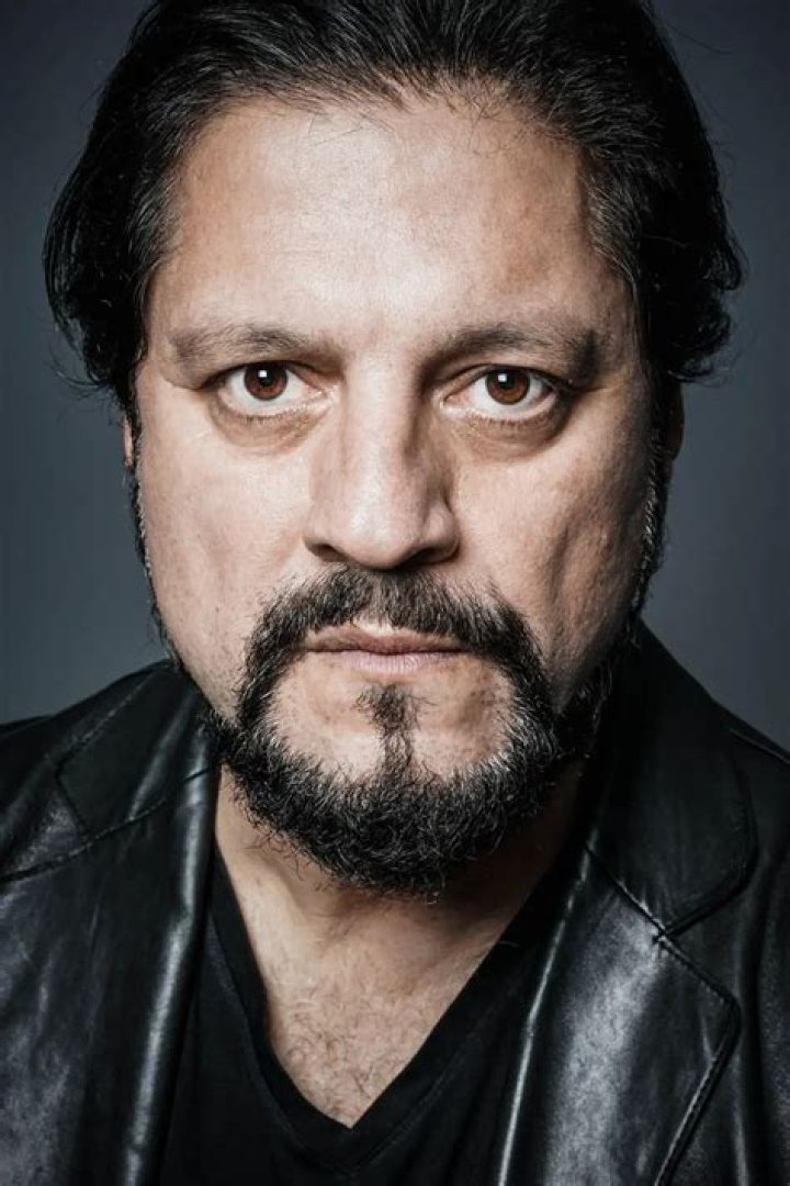 Ragip Savas – Biography, Facts & Life Story