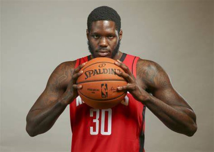 Ranking the 10 biggest NBA busts in the history of the league