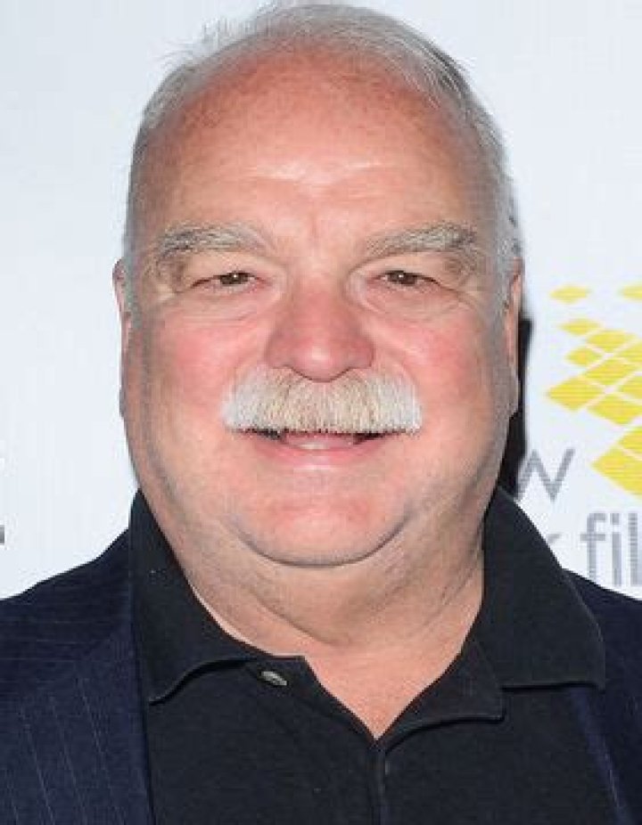 Richard Riehle Height