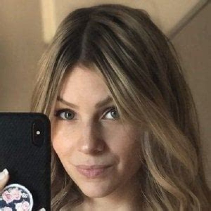 Riss Twitch Wiki Net Worth Biography Age Boyfriend vrogue.co
