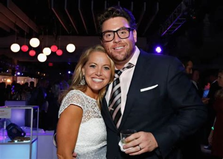 Scott Conant 2024 Wife, net worth, tattoos, smoking & body facts Taddlr