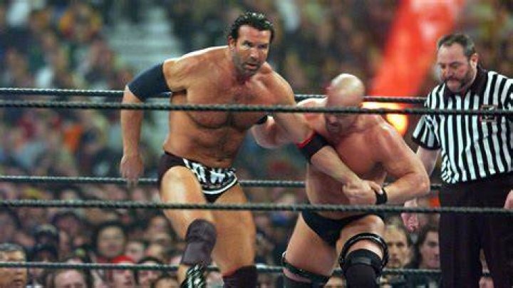 Scott Hall v Steve Austin Raw April 8, 2002 Cropped