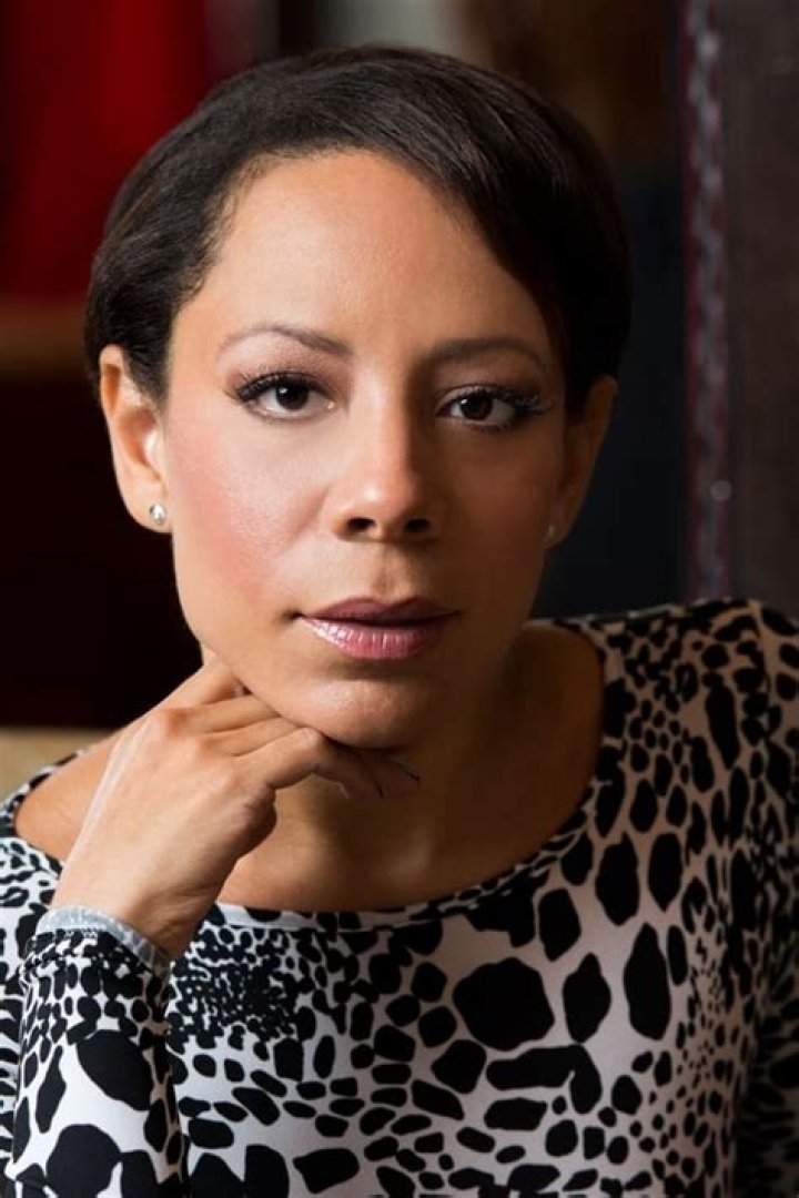 Selenis Leyva – Biography, Facts & Life Story