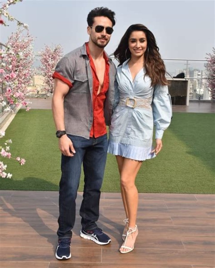 Shraddha Kapoor Height