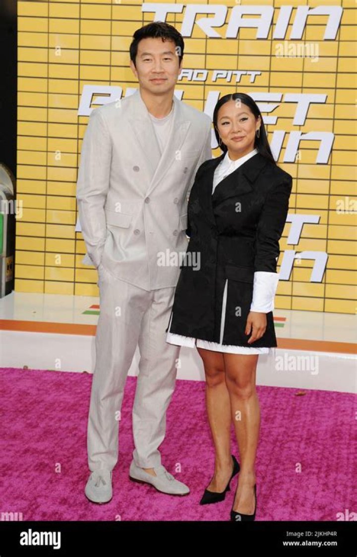 Stephanie Hsu Dating, Relatonship, Husband, Instagram Net Worth.