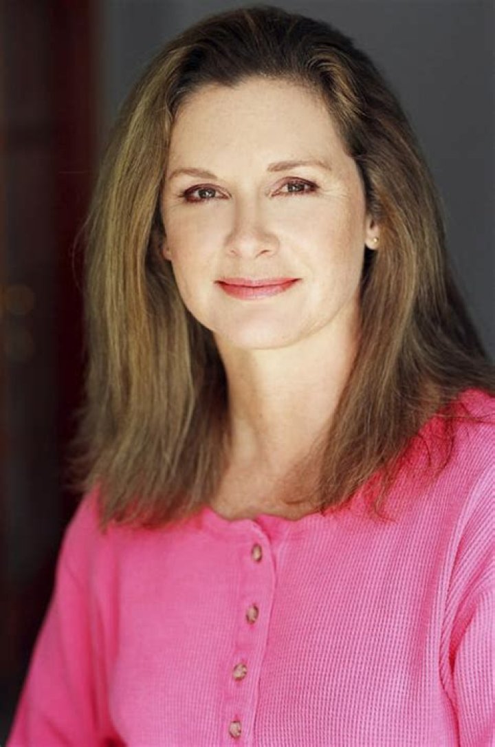 Stephanie Zimbalist Height