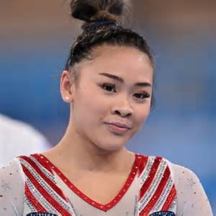 Suni Lee, 1st Hmong American Olympic gymnast, brings pride to community