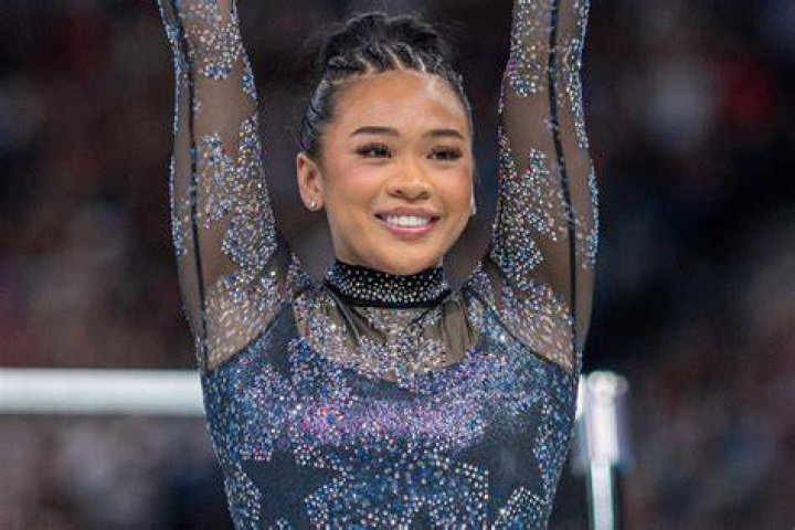 Suni Lee (Gymnast) Age, Birthday, Bio, Facts, Family, Net Worth