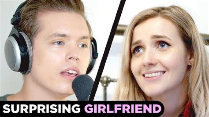 SURPRISING MY GIRLFRIEND ON HER BIRTHDAY! YouTube