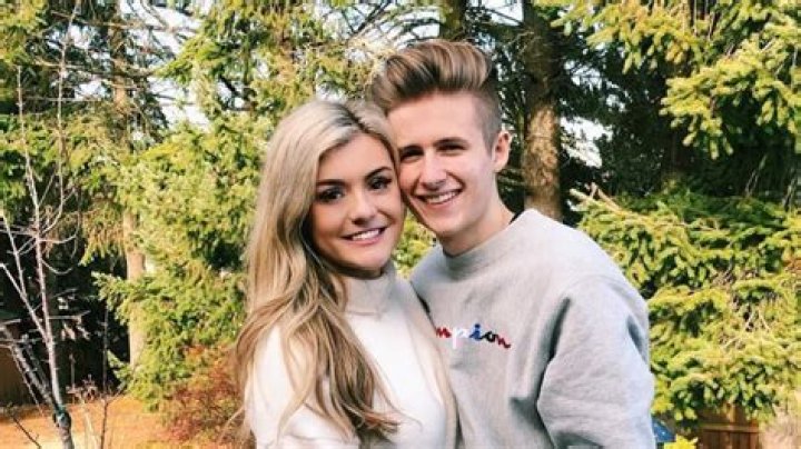 Symfuhny mocks bizarre DM hoping BrookeAB is cheating on him Dexerto
