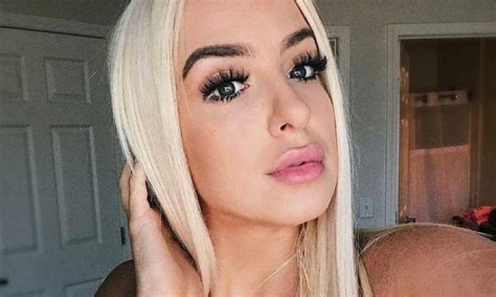 Tana Mongeau Fappening Nude And Sexy (19 Photos) The Fappening