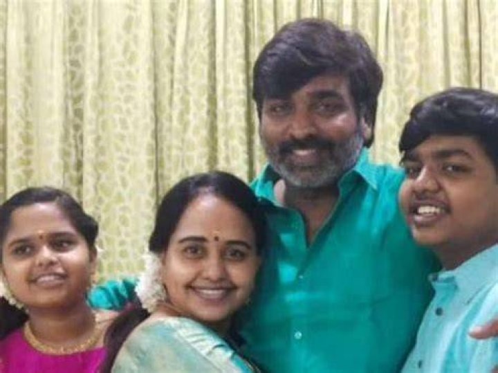 Top 999+ vijay sethupathi family images Amazing Collection vijay