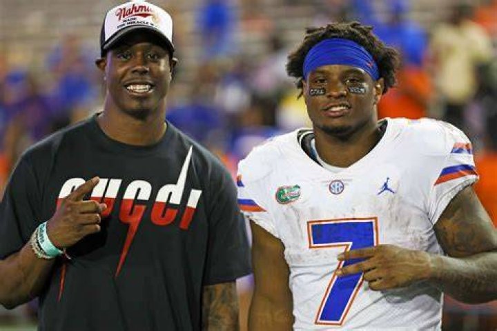 Travis Etienne brother