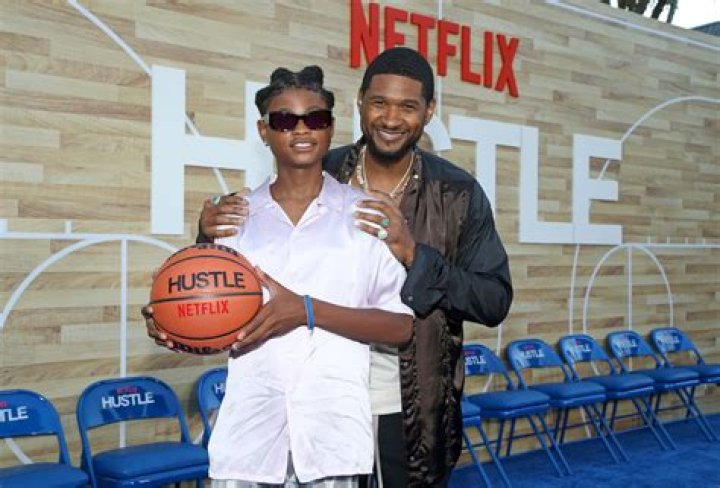 Usher "Cinco" Raymond V's biography: meet Usher's eldest son