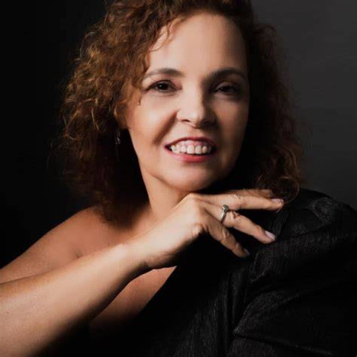 Valeria Rubio archivos Kuelga