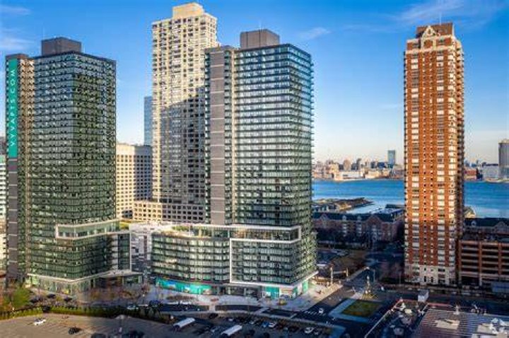 VYV in Jersey City opens second phase and offers renters 2.5 months free