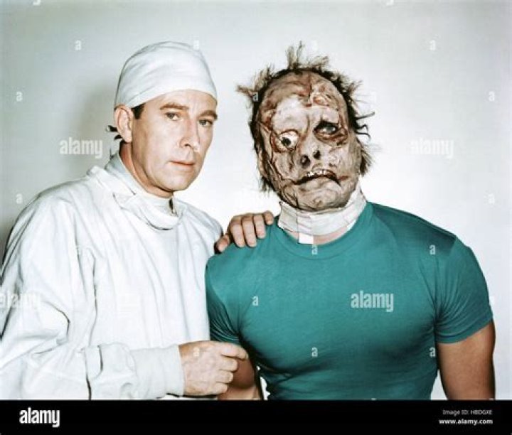 Whit Bissell Height